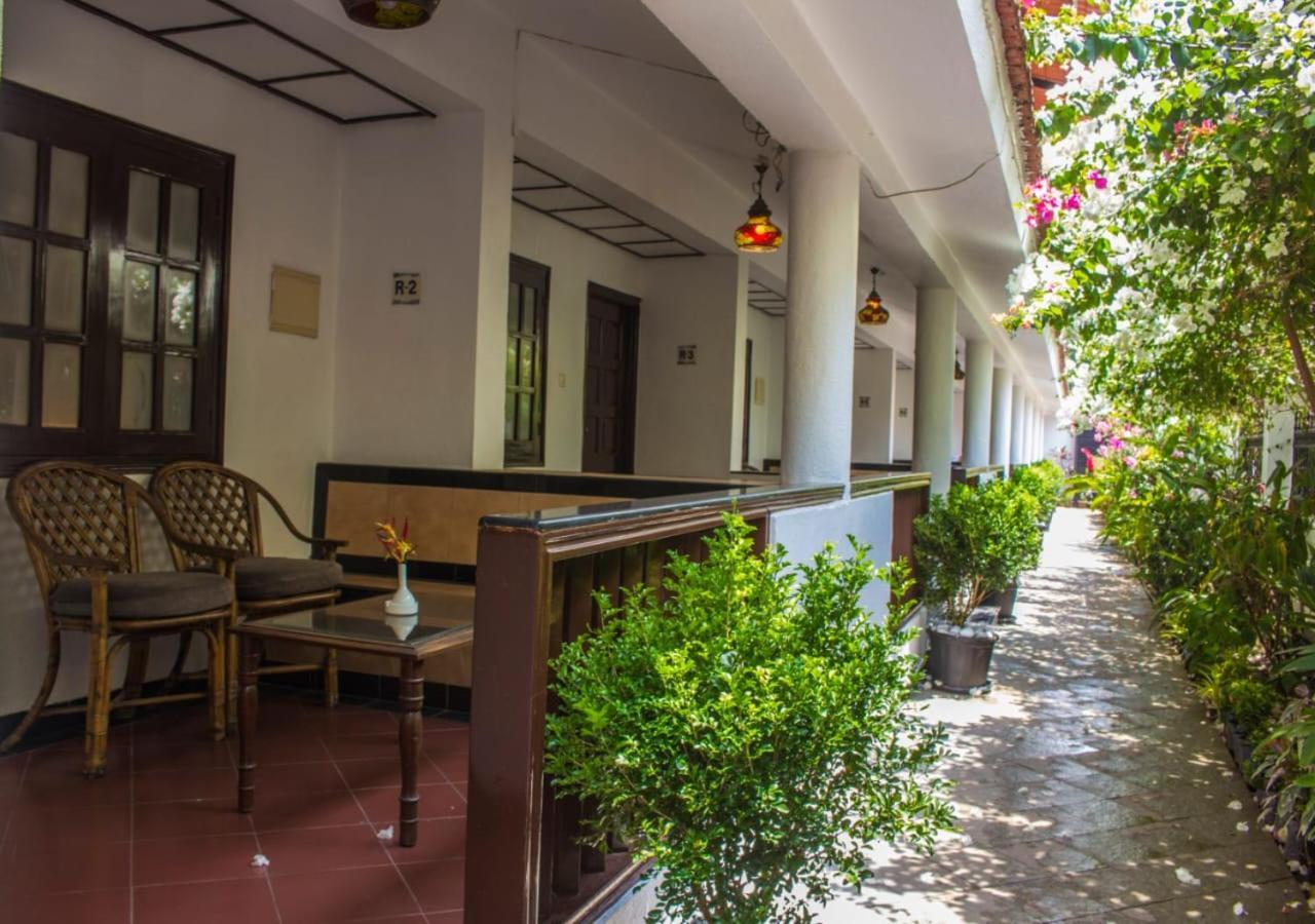 Shikara Beach Resort Cavelossim Extérieur photo