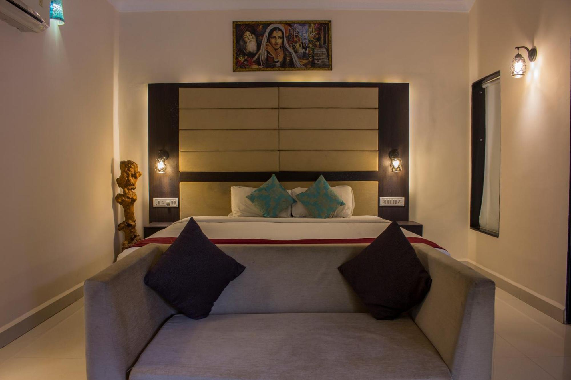 Shikara Beach Resort Cavelossim Extérieur photo
