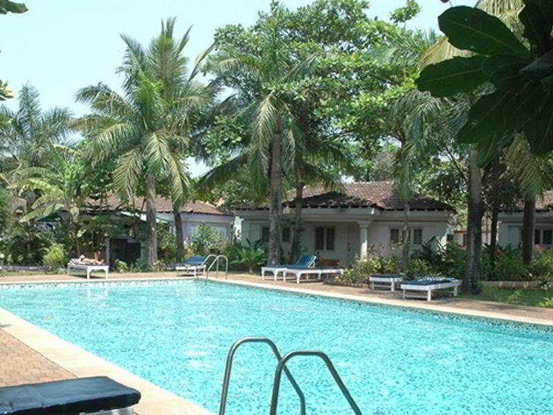 Shikara Beach Resort Cavelossim Extérieur photo
